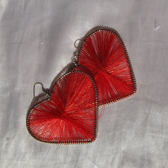 🌈 Deal! Woven Heart Earrings🌈 - Picture 2 of 2
